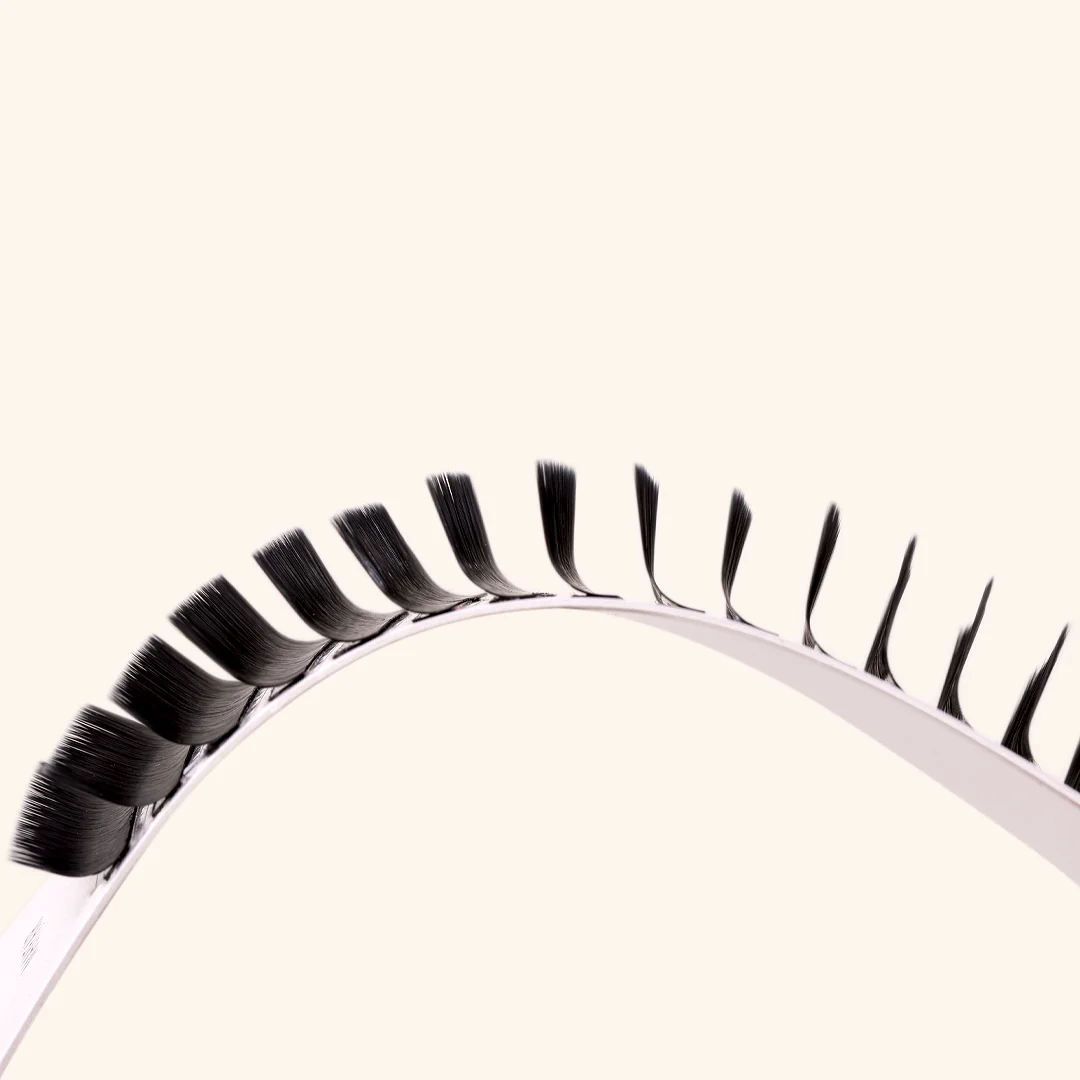Volume Mayfair Lashes 0.07 - Image 4